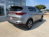Used 2022 Kia Sportage LX image 5