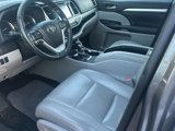Used 2015 Toyota Highlander XLE image 6
