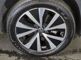 Used 2022 Volkswagen Taos SE image 5