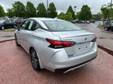 Used 2021 Nissan Versa SV image 3