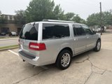 Used 2010 Lincoln Navigator L 2WD image 5