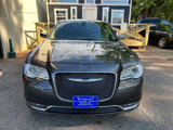 Used 2015 Chrysler 300 C image 2