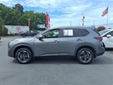 Used 2024 Nissan Rogue SV w/ SV Premium Package image 3