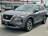 Used 2022 Nissan Rogue SV image 2