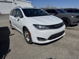Used 2020 Chrysler Pacifica Limited image 3