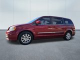 Used 2016 Chrysler Town & Country Touring image 5