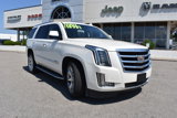 Used 2015 Cadillac Escalade Luxury image 3