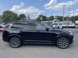 Used 2019 Volvo XC90 T6 Momentum w/ Advanced Package image 2
