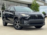 Used 2021 Toyota RAV4 LE image 2
