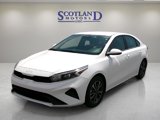 Used 2023 Kia Forte LXS image 2