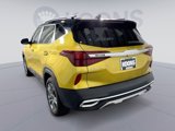 Used 2023 Kia Seltos S w/ Navigation Package image 4