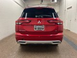 Used 2023 Mitsubishi Outlander SE image 3