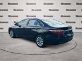 Used 2016 Toyota Camry LE image 3