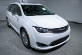 Used 2019 Chrysler Pacifica Limited image 5