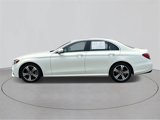 Used 2019 Mercedes-Benz E 300 4MATIC image 2