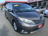 Used 2012 Toyota Sienna XLE image 3