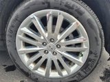 Used 2015 Lincoln MKX AWD w/ Equipment Group 102A image 4