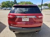 Used 2021 Chevrolet Traverse LT image 4