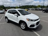 Used 2022 Chevrolet Trax LT w/ LT Convenience Package image 3
