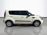 Used 2013 Kia Soul + image 4