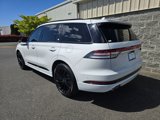 Used 2023 Lincoln Aviator Reserve w/ Equipment Group 201A image 4