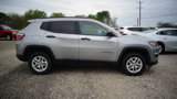 Used 2020 Jeep Compass Sport image 3