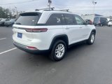 Used 2023 Jeep Grand Cherokee Laredo image 5