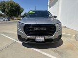 Used 2023 GMC Terrain SLE w/ Driver Convenience Package image 2
