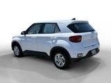 Certified 2022 Hyundai Venue SE w/ Cargo Package image 3