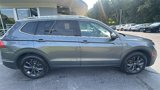Used 2022 Volkswagen Tiguan SE image 5