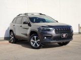Used 2019 Jeep Cherokee Limited image 2