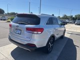 Used 2016 Kia Sorento EX image 6