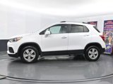 Used 2020 Chevrolet Trax LT w/ LT Convenience Package image 5