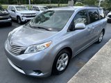 Used 2015 Toyota Sienna LE image 3