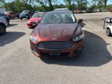 Used 2016 Ford Fusion SE image 2
