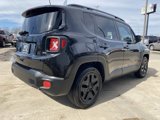 Used 2018 Jeep Renegade Altitude image 5