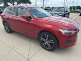 Used 2019 Volvo XC60 T5 Momentum w/ Premium Package image 2