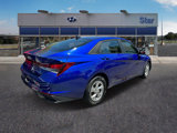 Used 2022 Hyundai Elantra SE w/ Cargo Package image 3