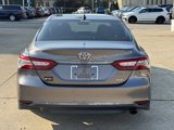 Used 2019 Toyota Camry L image 4