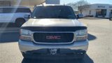 Used 2005 GMC Yukon XL SLT w/ SLT Preferred Equipment Group image 3