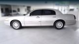 Used 2004 Lincoln Town Car Signature image 5