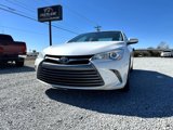 Used 2017 Toyota Camry LE image 3