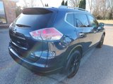 Used 2015 Nissan Rogue SV image 3