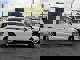 Used 2023 Chrysler Voyager LX image 5