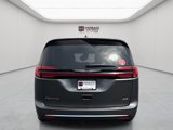 Used 2021 Chrysler Pacifica Touring-L image 4