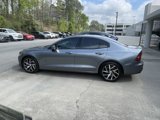 Used 2019 Volvo S60 T6 Momentum w/ Premium Package image 4