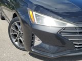 Used 2020 Hyundai Elantra Limited image 2
