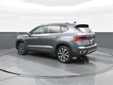 Certified 2023 Volkswagen Taos SE w/ Panoramic Sunroof Package image 5
