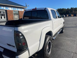 Used 2015 Toyota Tacoma TRD Pro image 4