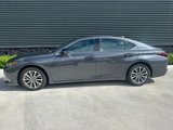 Used 2023 Lexus ES 350 image 2